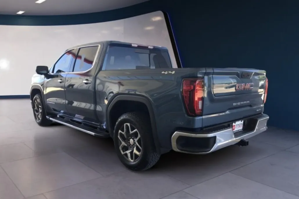 2024 Gmc Sierra 1500 SLT photo 1