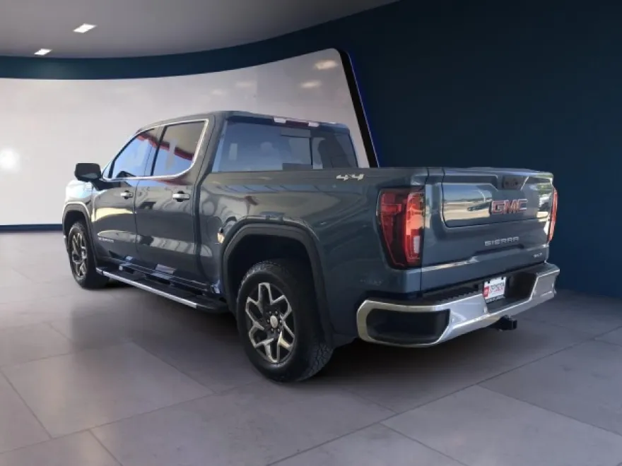 2024 Gmc Sierra 1500 SLT photo 1