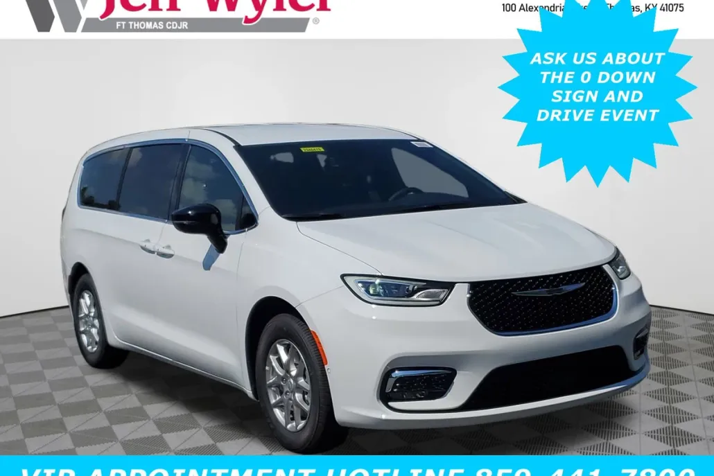 2026 Chrysler Pacifica photo 1