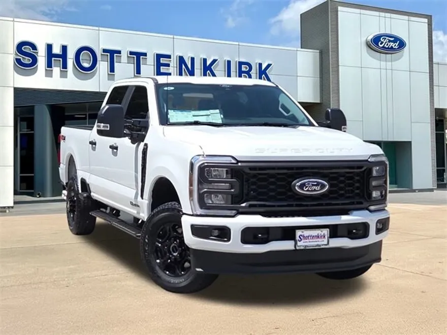 2025 Ford F-250 XL photo 1