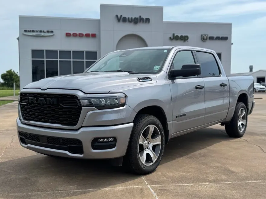 2025 Ram 1500 Tradesman photo 1