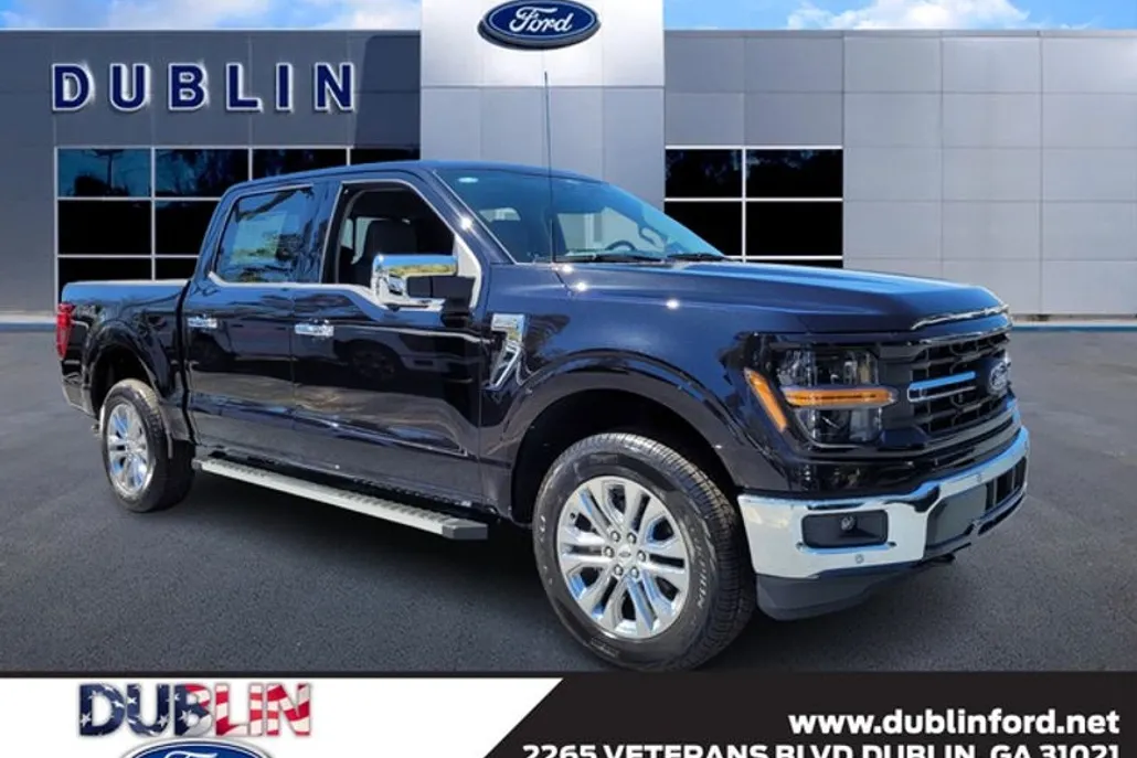 2025 Ford F-150 XLT photo 1