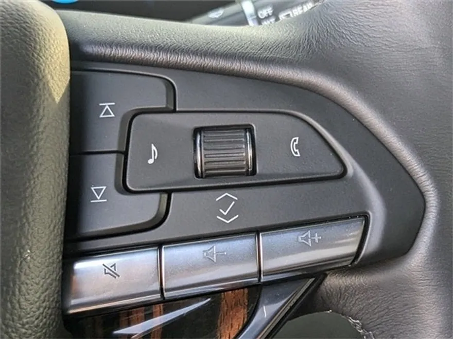 2024 Cadillac Escalade Premium Luxury photo 26
