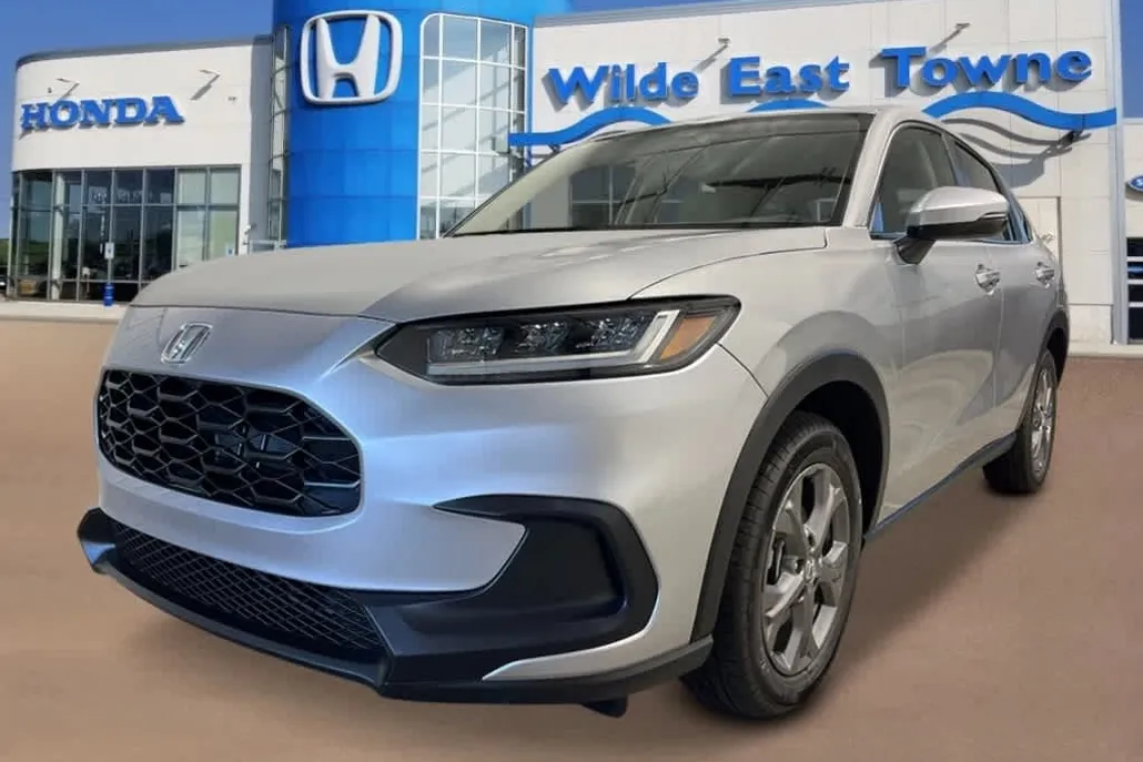 2026 Honda HR-V LX photo 1