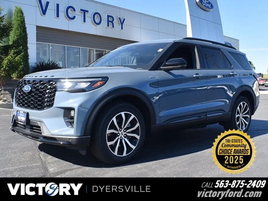 2025 Ford Explorer ST-Line photo 1