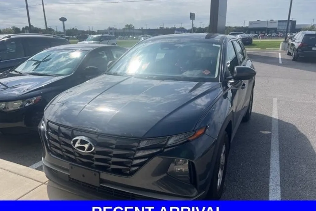 2023 Hyundai Tucson SE photo 1