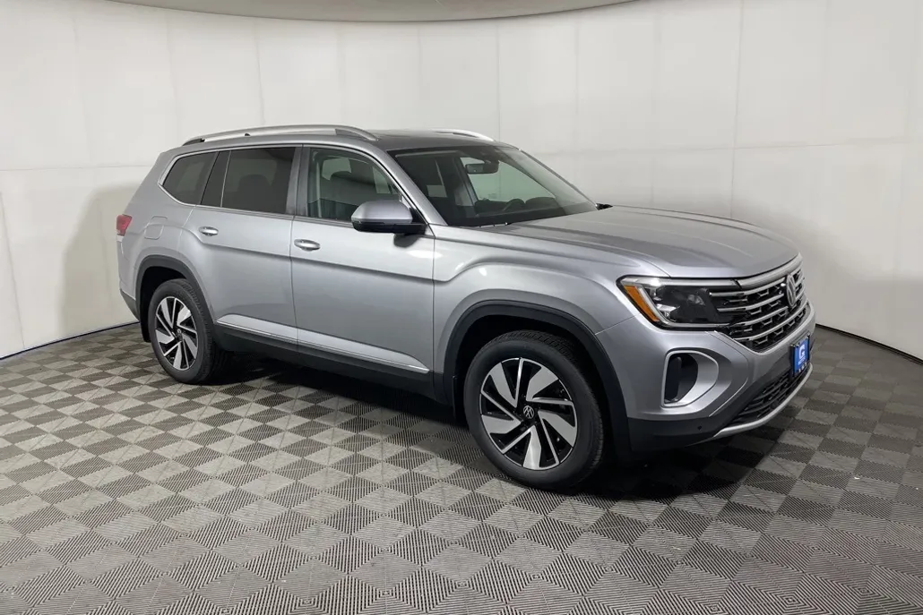 2025 Volkswagen Atlas SE Technology photo 1