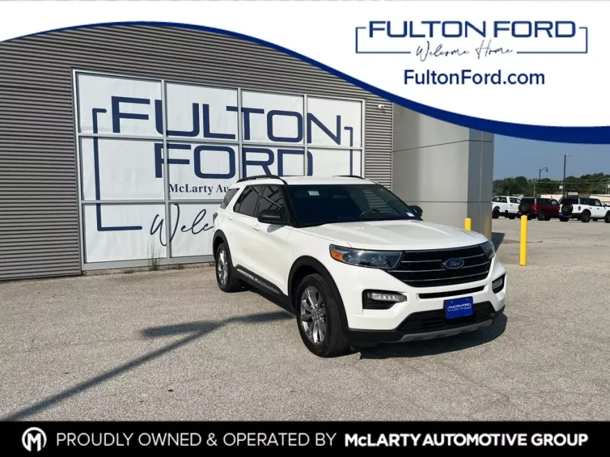 2020 Ford Explorer XLT photo 1