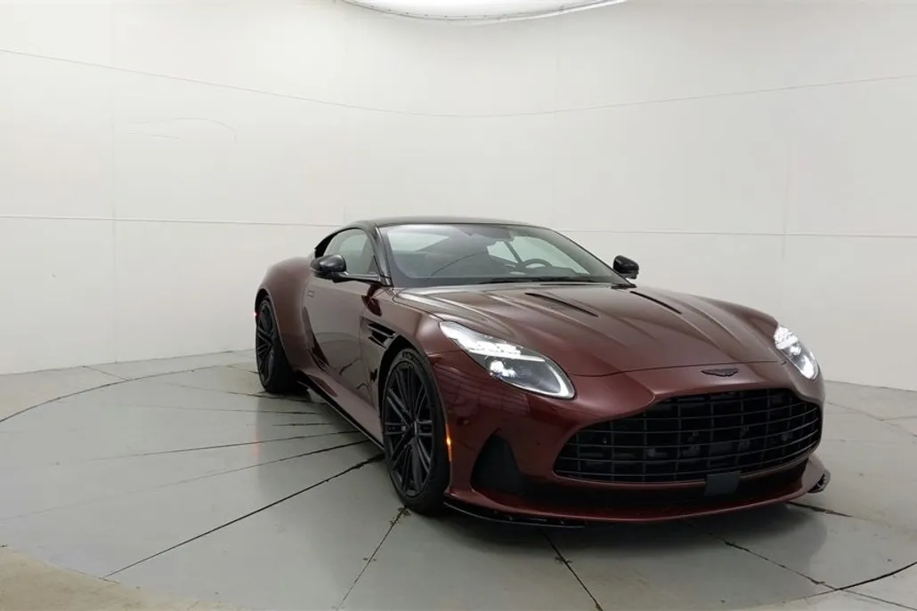 2025 Aston Martin DB12 photo 1