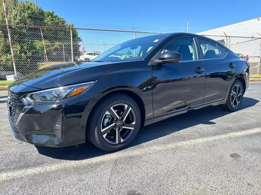 2024 Nissan Sentra SV photo 1