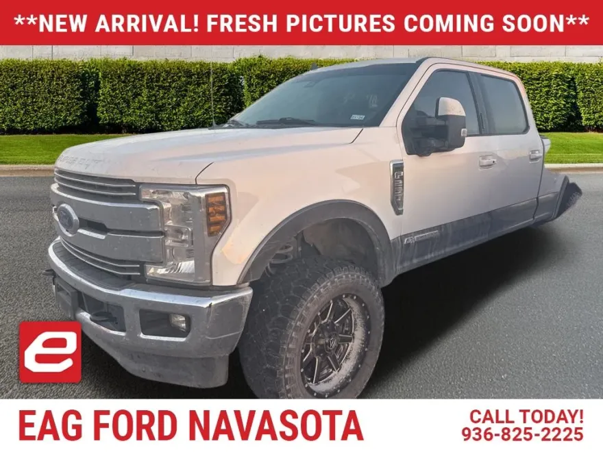 2019 Ford F-250 Lariat photo 1