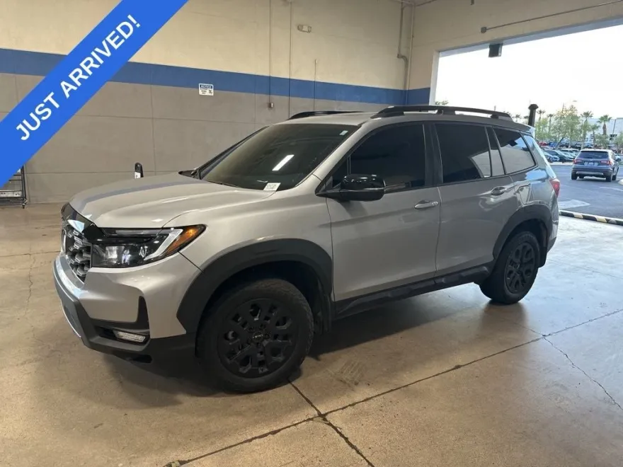 2023 Honda Passport TrailSport photo 1