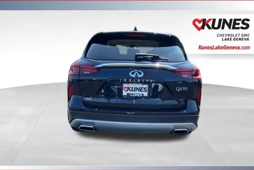 2020 Infiniti QX50 Luxe photo 1