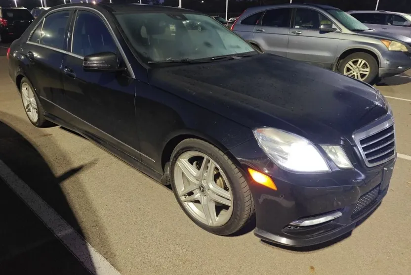 2013 Mercedes Benz E 350 photo 1
