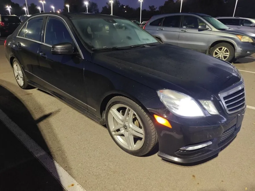 2013 Mercedes Benz E 350 photo 1