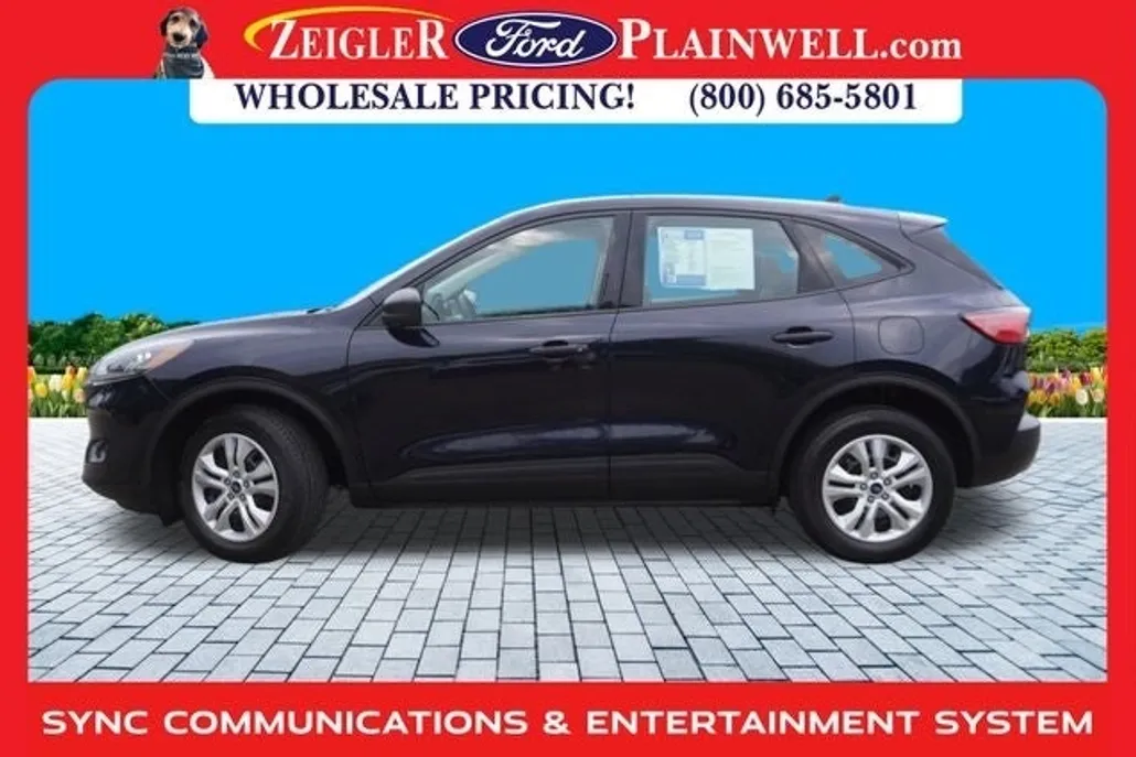 2021 Ford Escape S photo 1