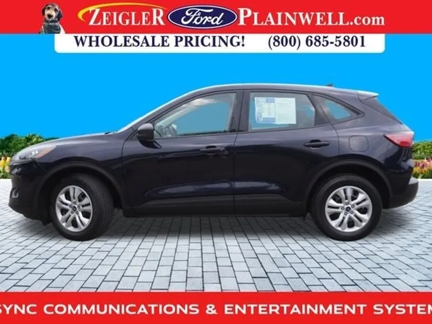 2021 Ford Escape S photo 1