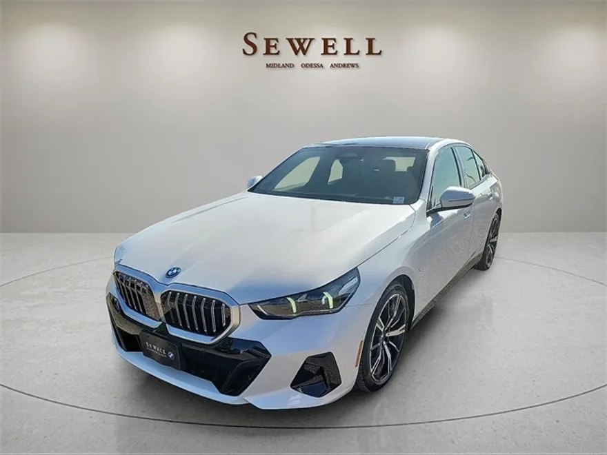 2026 Bmw 550e xDrive photo 1