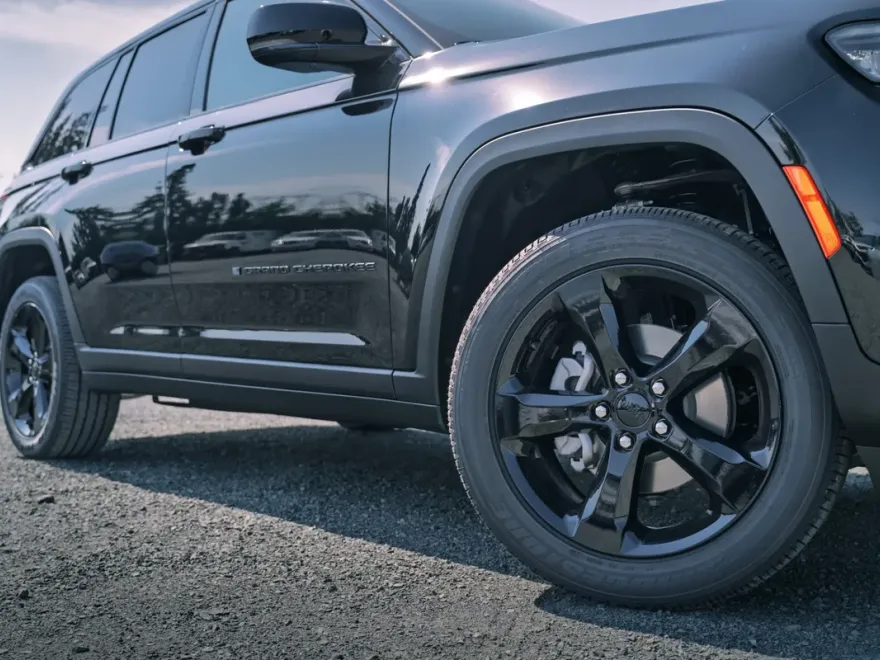 2025 Jeep Grand Cherokee Limited photo 1