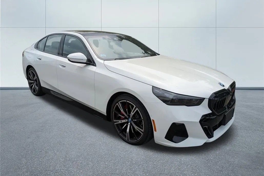2025 Bmw 550e xDrive photo 1
