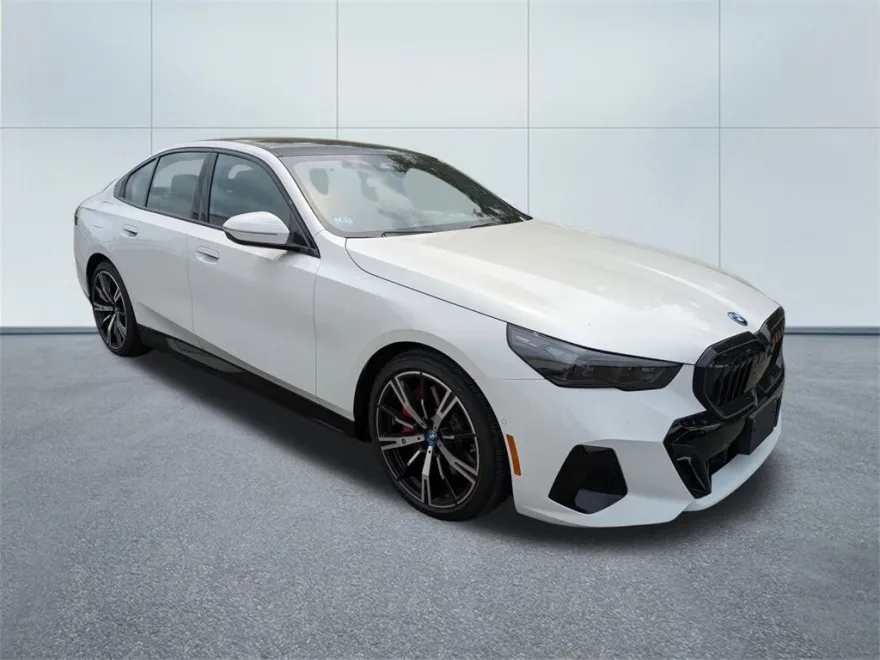 2025 Bmw 550e xDrive photo 1