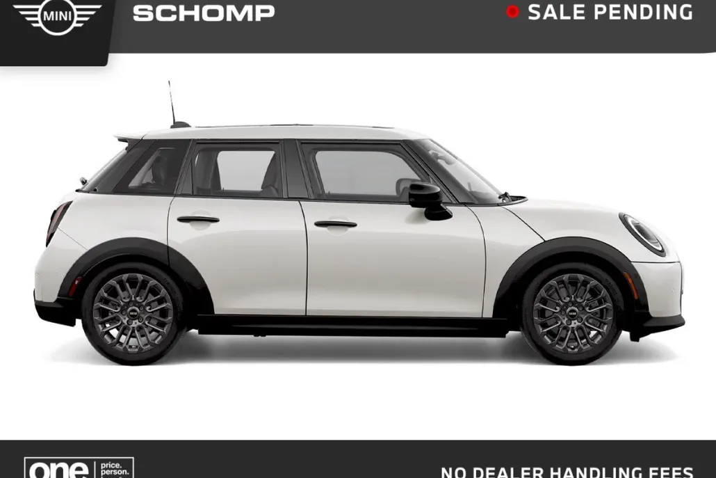 2026 Mini Cooper 4 Door Hardtop photo 1