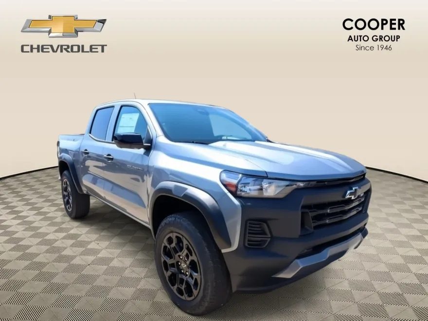 2026 Chevrolet Colorado Trail Boss photo 1
