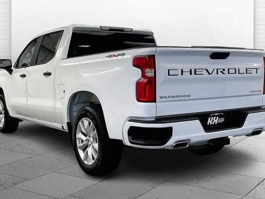 2020 Chevrolet Silverado 1500 Custom photo 1