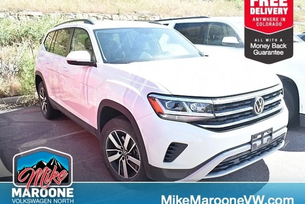 2023 Volkswagen Atlas SE photo 1