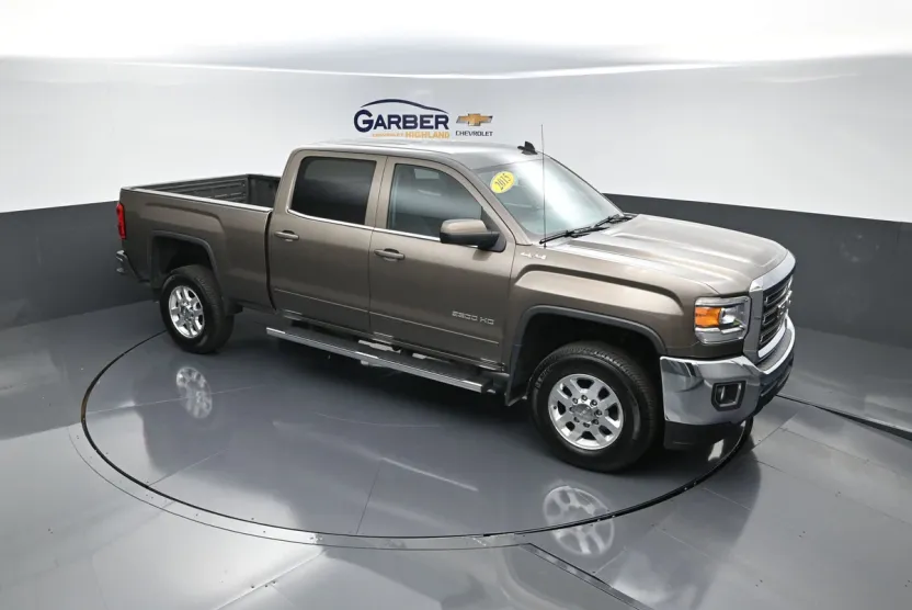2015 Gmc Sierra SLE photo 1