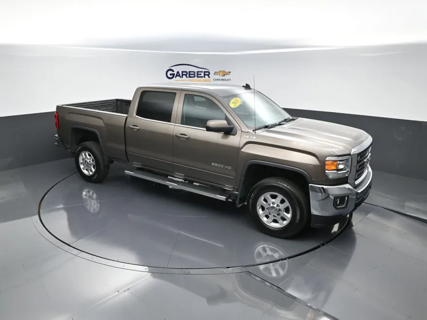 2015 Gmc Sierra SLE photo 1