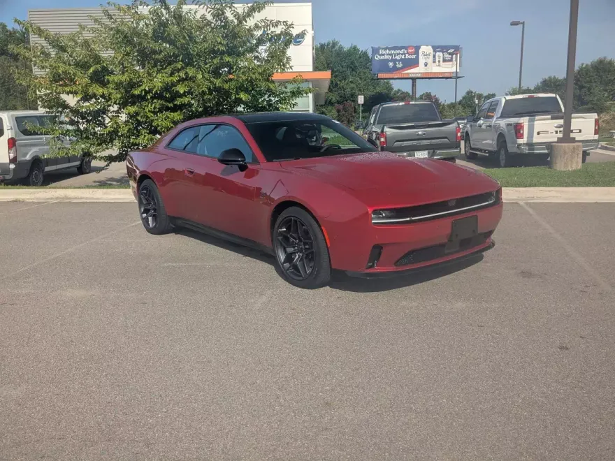 2024 Dodge Charger Daytona R/T photo 1