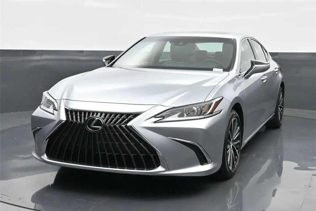 2022 Lexus ES 350 photo 1