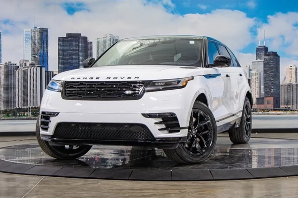 2026 Land Rover Range Rover Velar SE photo 1