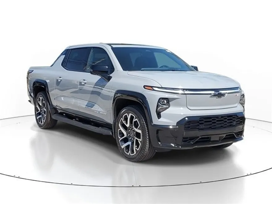 2025 Chevrolet Silverado EV RST photo 1