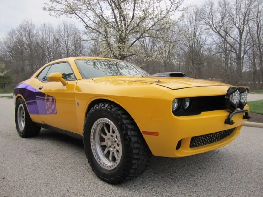 2012 Dodge Challenger photo 1