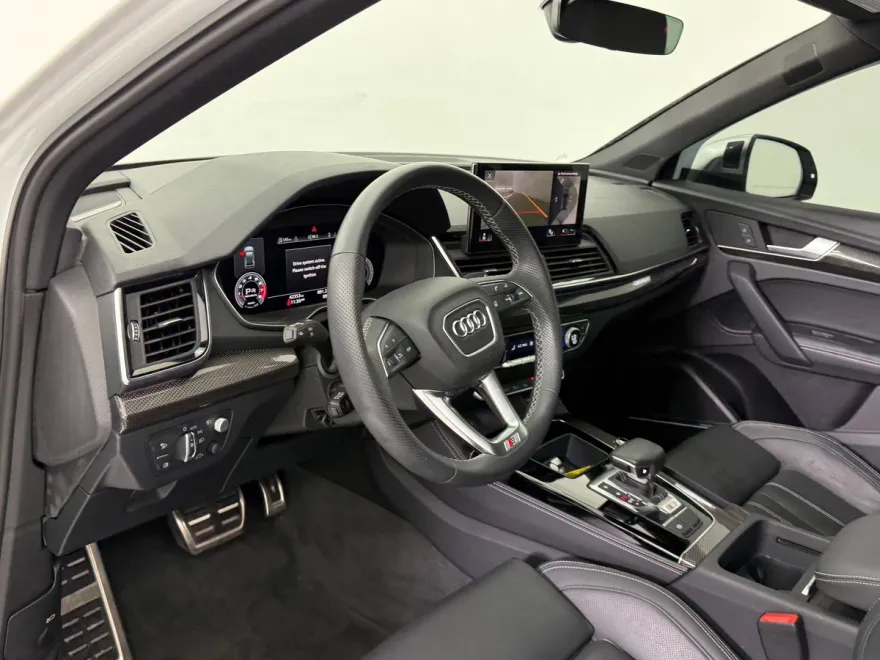 2023 Audi SQ5 Prestige photo 1