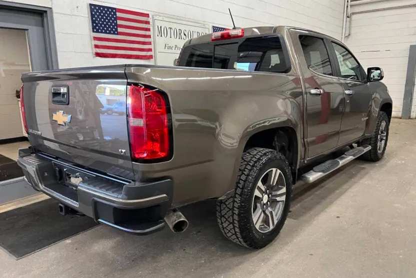 2016 Chevrolet Colorado LT photo 1