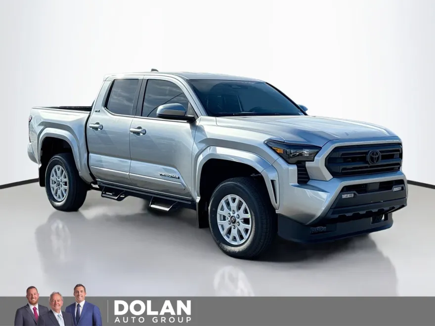 2025 Toyota Tacoma SR5 photo 1