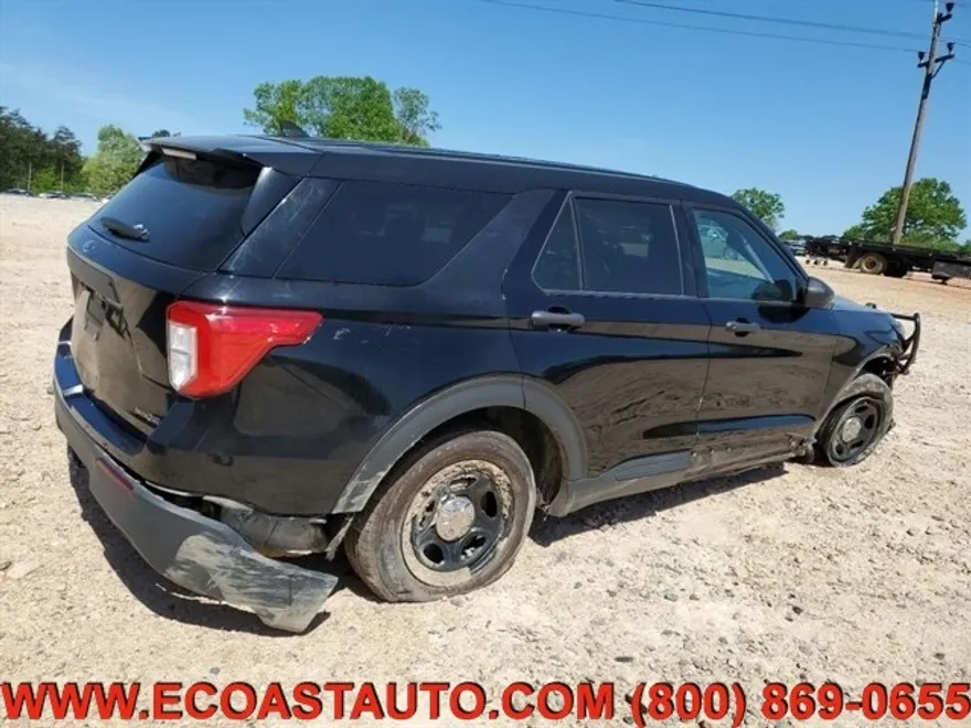 2022 Ford Explorer photo 1