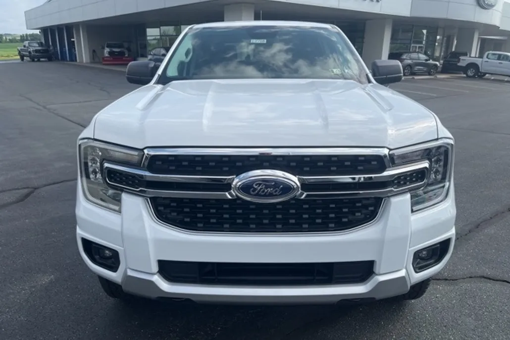 2025 Ford Ranger XLT photo 1