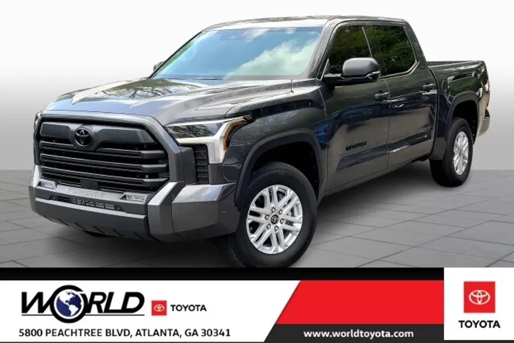 2022 Toyota Tundra SR5 CrewMax photo 1