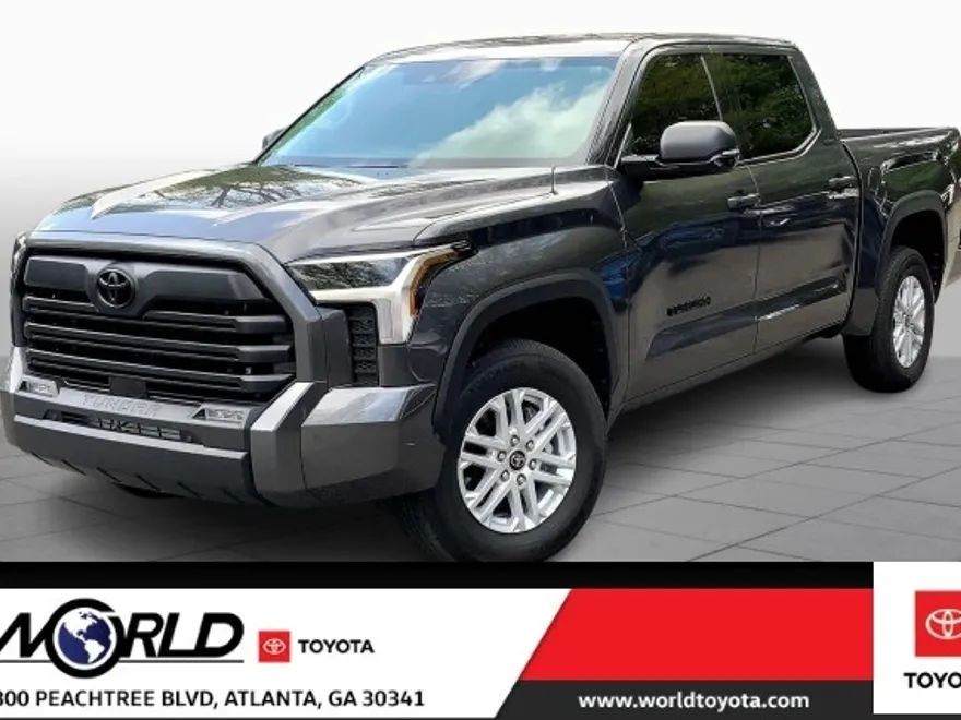 2022 Toyota Tundra SR5 CrewMax photo 1