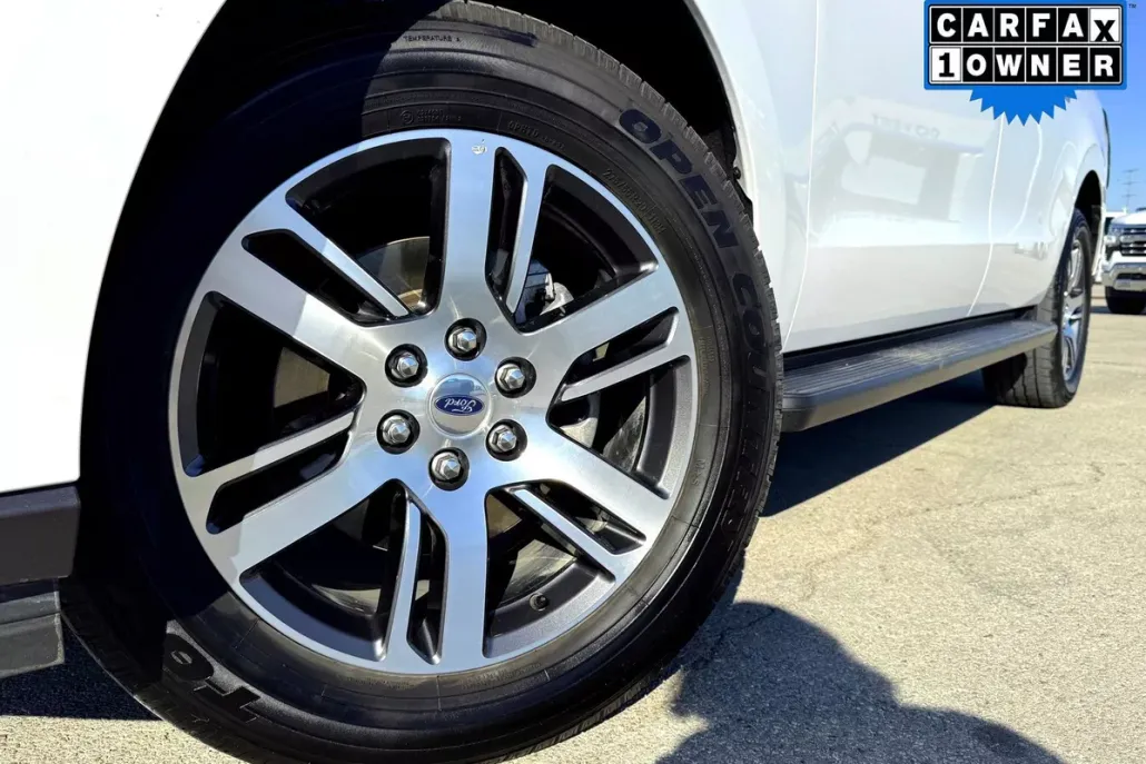 2024 Ford Expedition MAX Limited photo 1