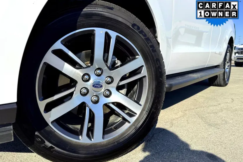 2024 Ford Expedition MAX Limited photo 1