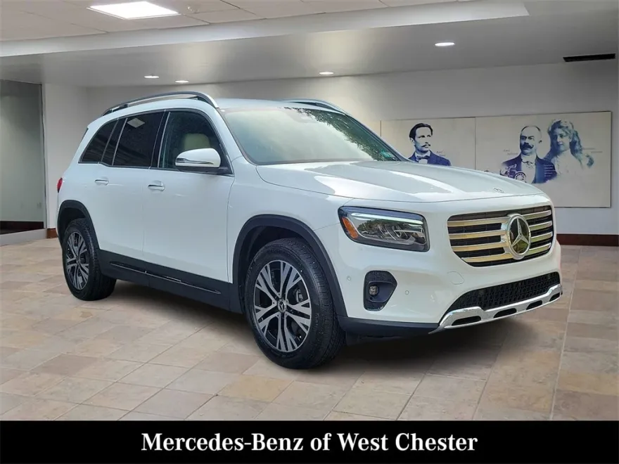 2024 Mercedes Benz GLB 250 photo 1