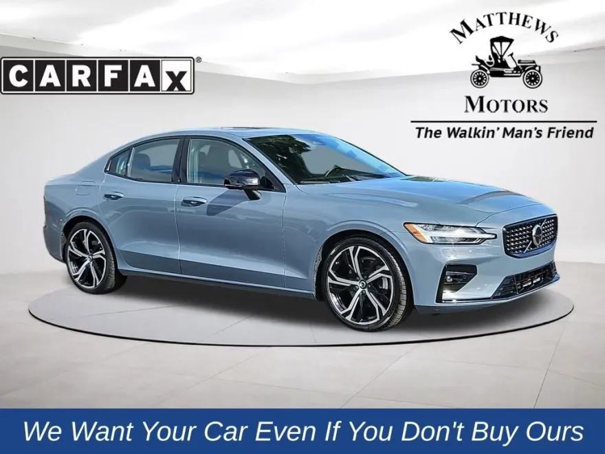 2024 Volvo S60 B5 Plus photo 1