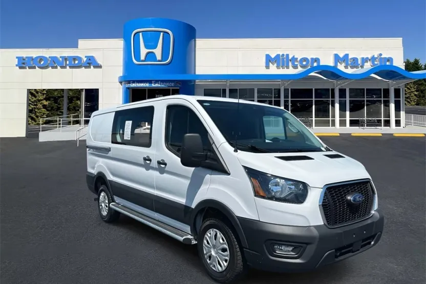 2023 Ford Transit photo 1
