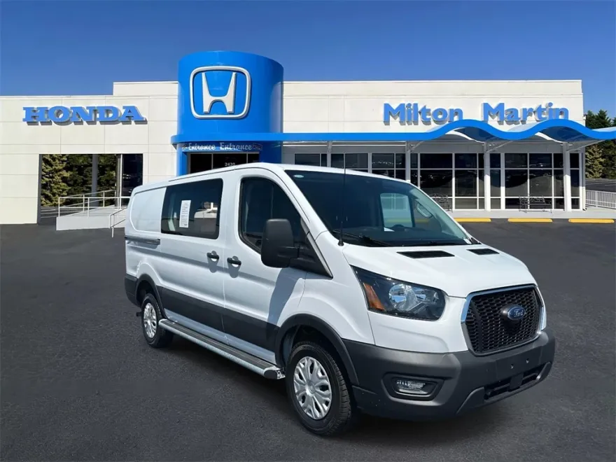 2023 Ford Transit photo 1