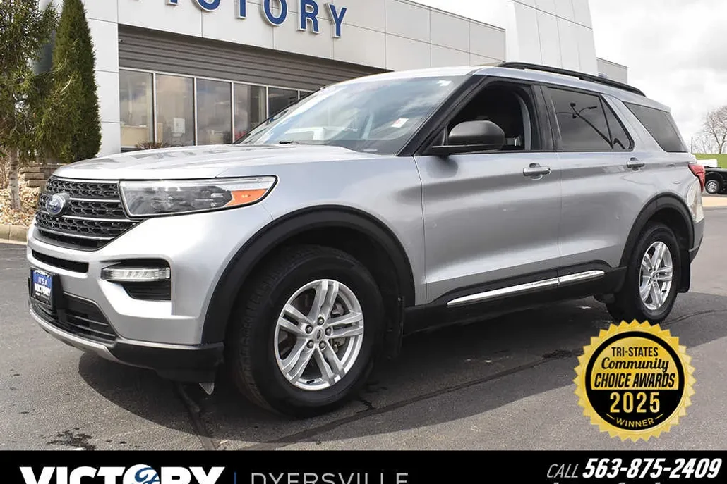 2022 Ford Explorer XLT photo 1